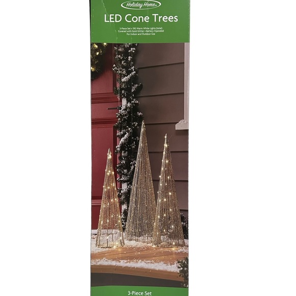 🎄 3x Holiday Home 24”-32” Christmas Trees Cone LED Gold - Picture 9 of 11